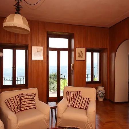 Apartment Casale Massina Salo
