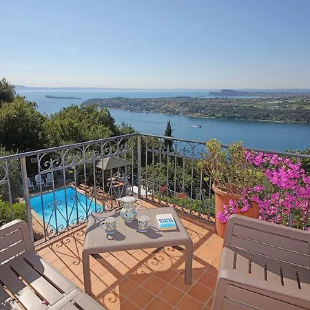 Apartment Casale Massina Salo